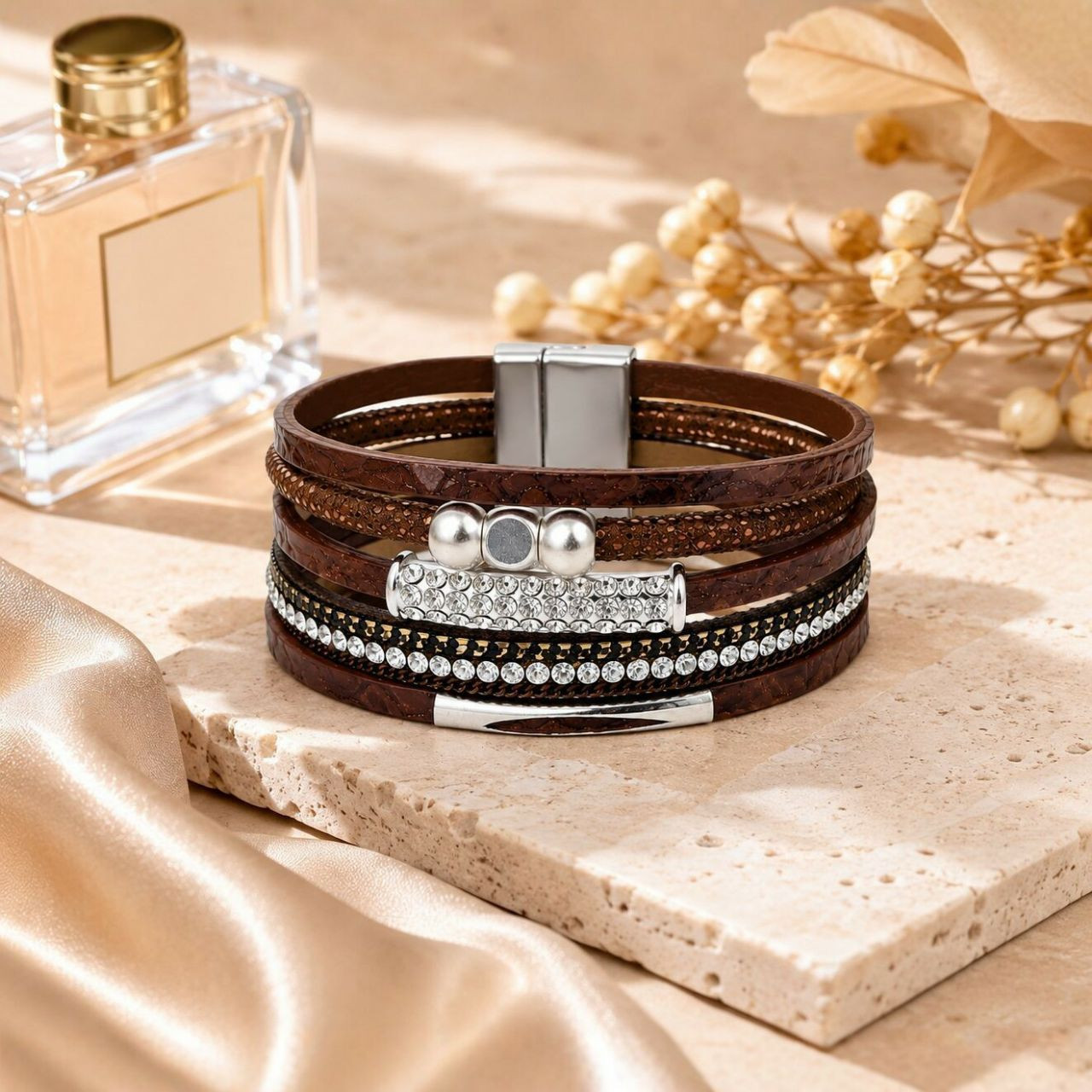 Bracelet en cuir PU multicouche de style bohème pour femmes, boucle magnétique simple avec diamants, bijoux de bracelet marron rétro à la mode