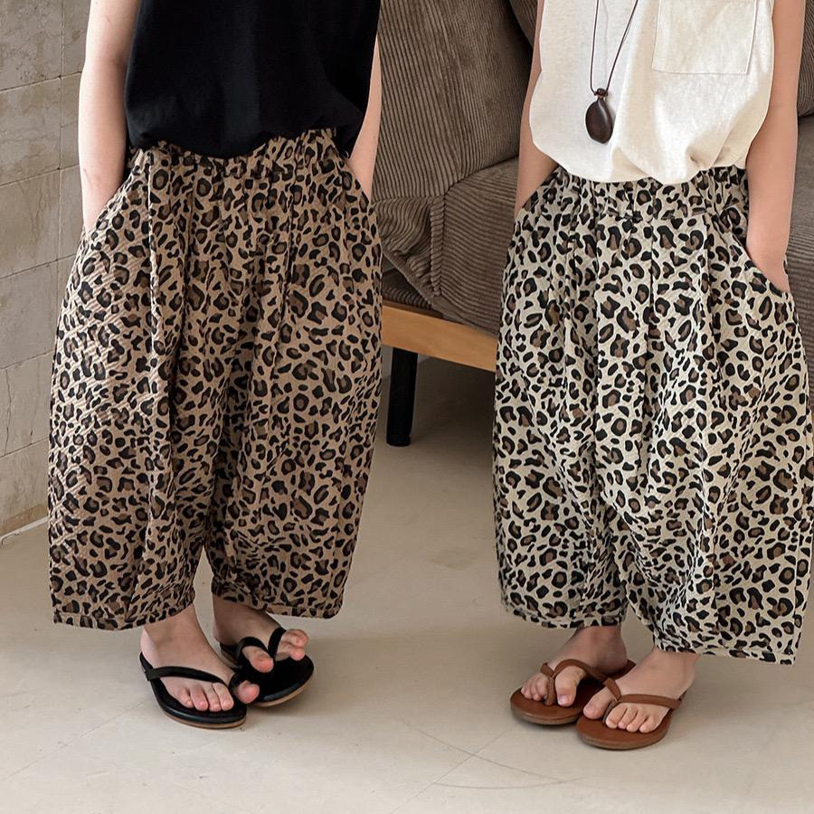 Pantalon short léopardé ample pour jeune et petites filles – Style tendance & décontracté enfants