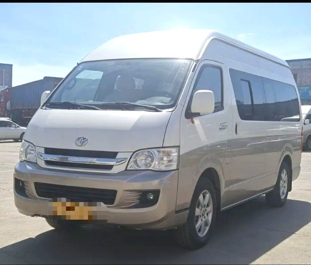 Jinbei Grand Hiace L 2.7 Toyota Powertrain 2014, modèle haut de gamme à toit surélevé, transmission automatique - Voiture d'occasion