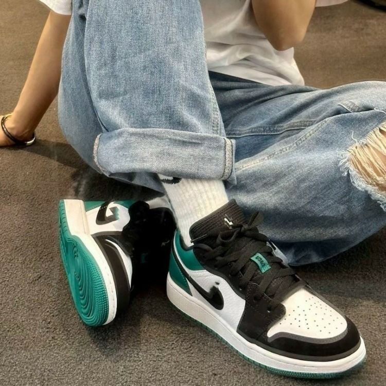 Chaussures Putian pure original aj1 chaussures pour hommes  panda crochet doré moka chaussures pour hommes et femmes.  chaussures de sport chaussures de basket-ball version transfrontalière.