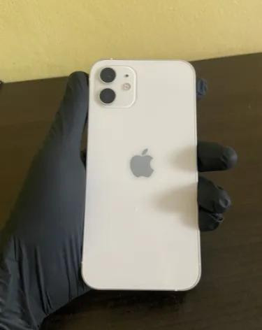 Offre Spéciale : iPhone 11 – 128GB – Blanc Téléphone d’occasion soigneusement entretenu, quasi neuf 90%