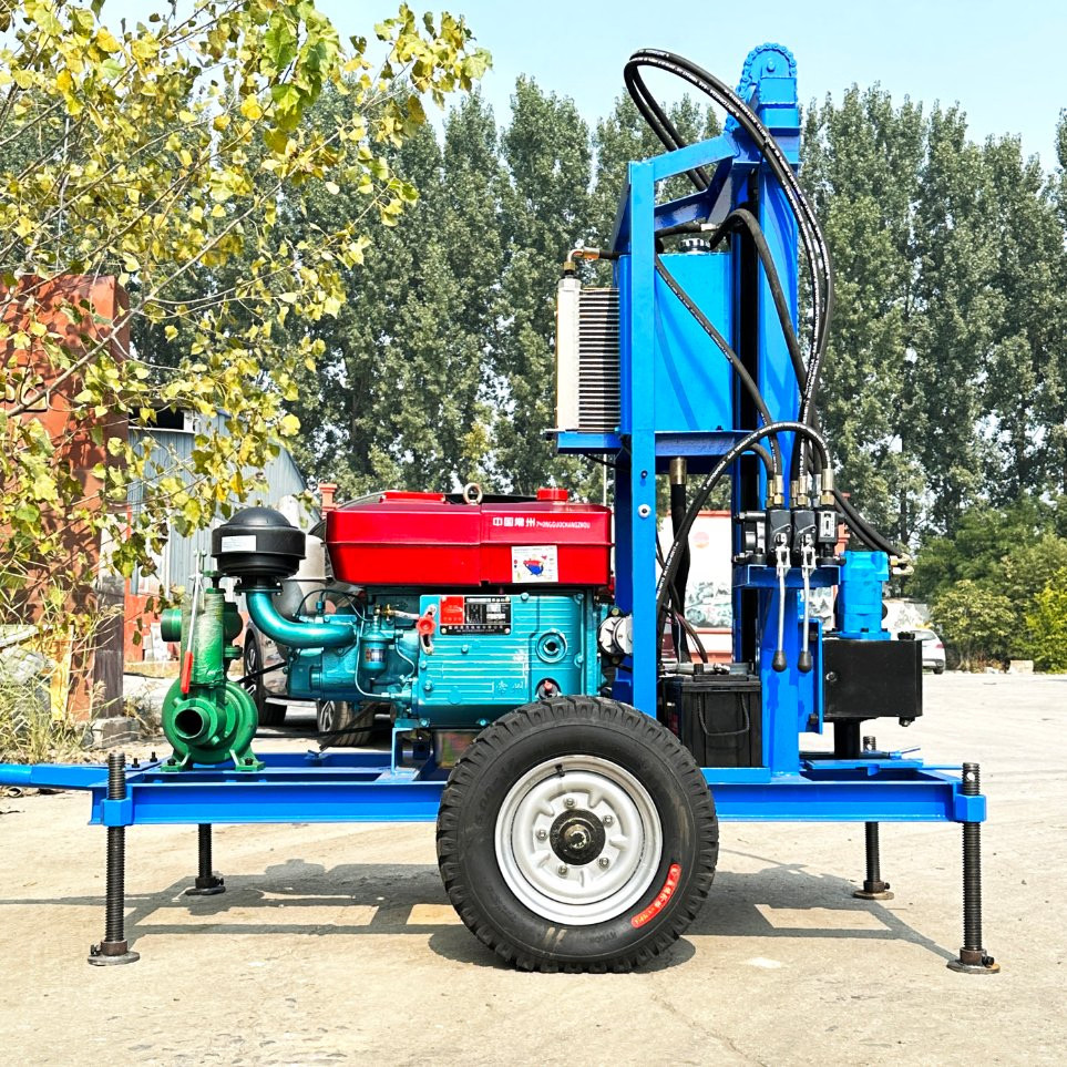 Foreuse hydraulique mobile sur remorque pour puits d’eau – moteur diesel ou  essence